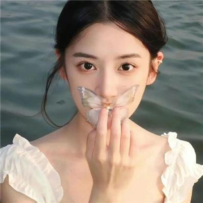 好女三头瞒